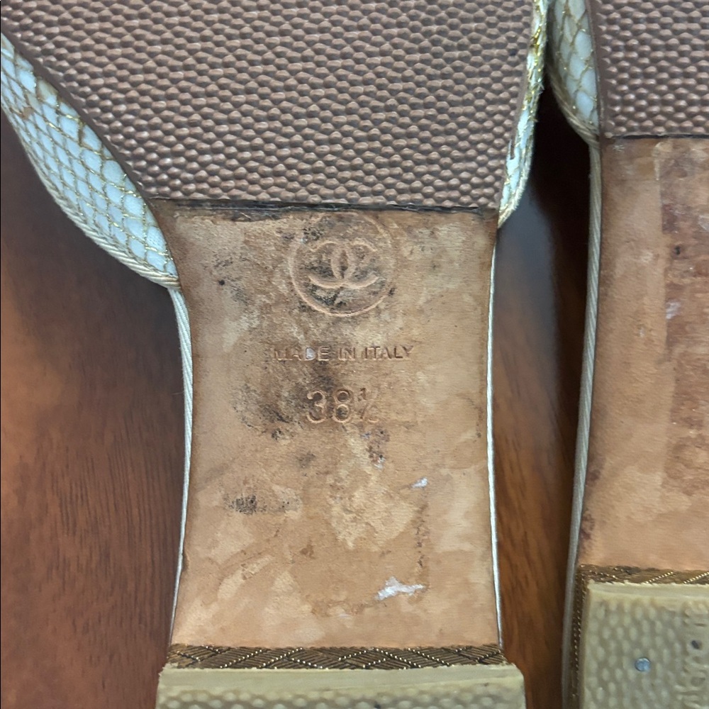 Chanel Size 38.5 Interlocking CC Logo Slides - Picture 10 of 11